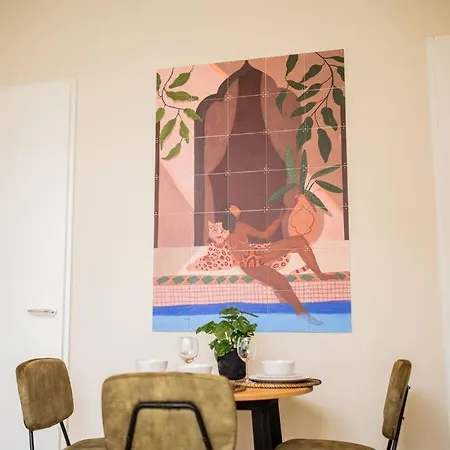 Delightful 2 Bedroom Serviced 54m2 -mst40d- *